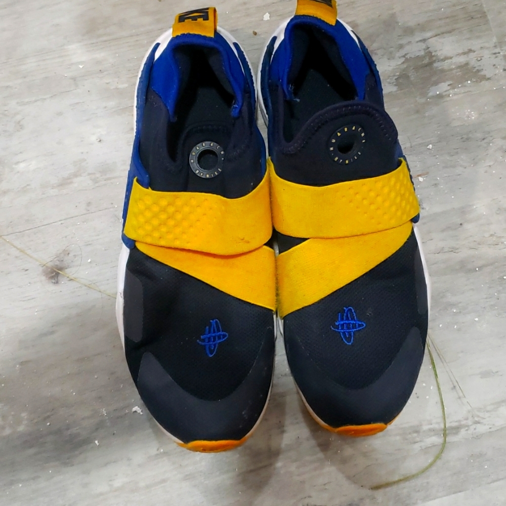 Nike size 6.5